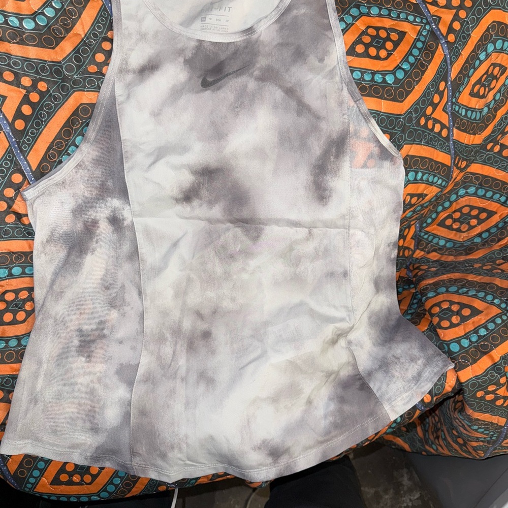 Nike Women's Gray Tank Top, Size XS, BRAND NEW, NEVER WORN